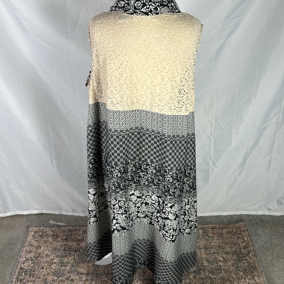 Rancho Estancia Womens Vest - Picture 3 of 5